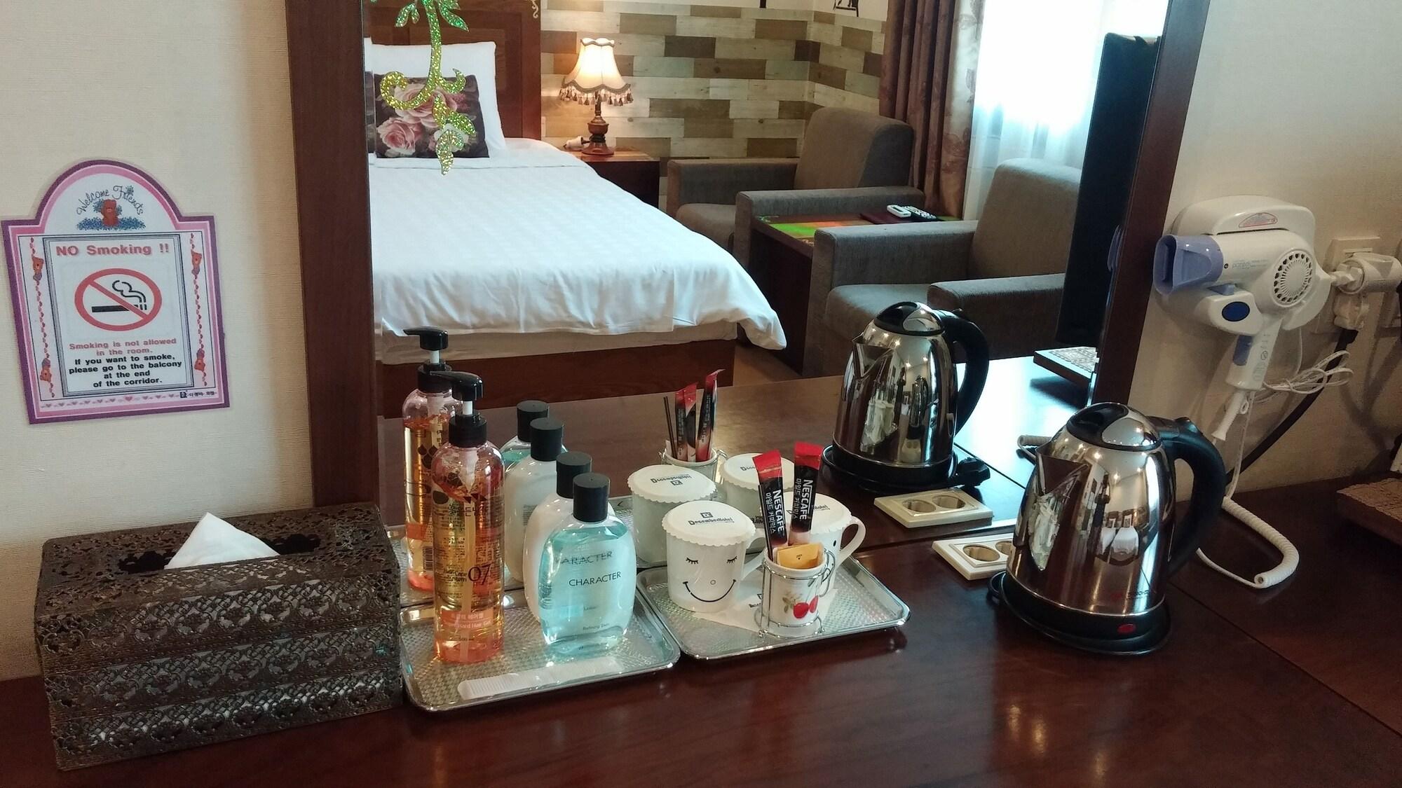 Jeju December Hotel Luaran gambar